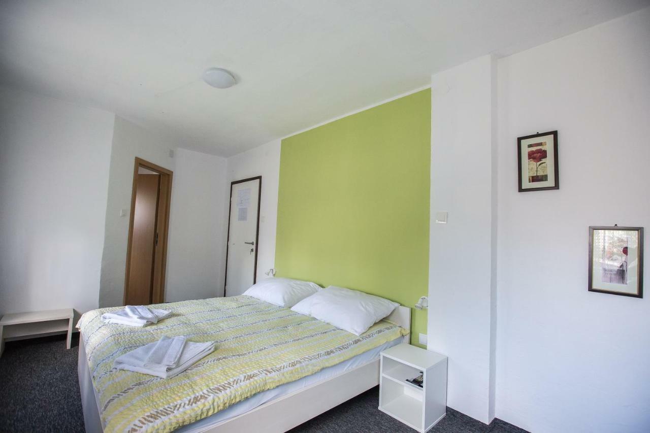 Asgard Guesthouse Josipdol Dış mekan fotoğraf