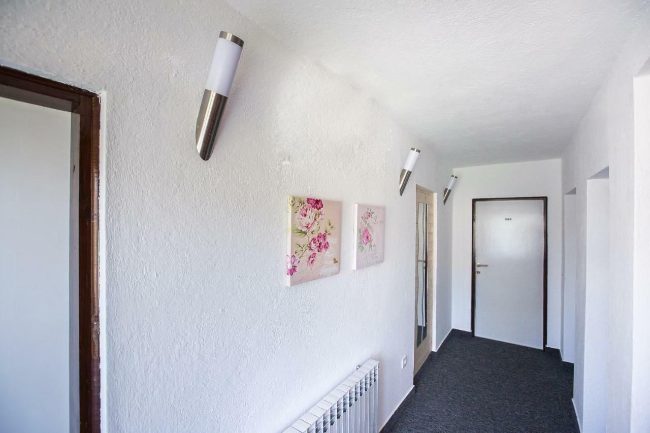 Asgard Guesthouse Josipdol Dış mekan fotoğraf